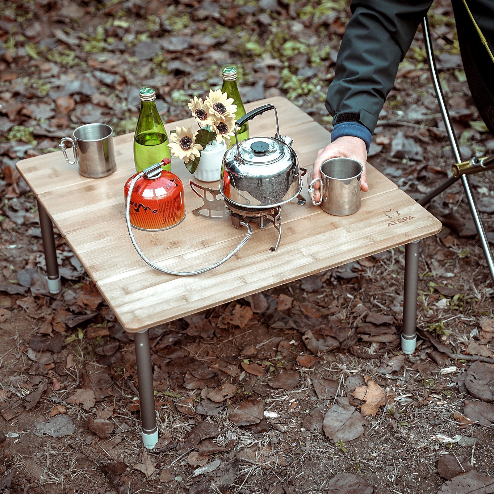 Table de camping carrée pliable en bambou ATEPA 6060